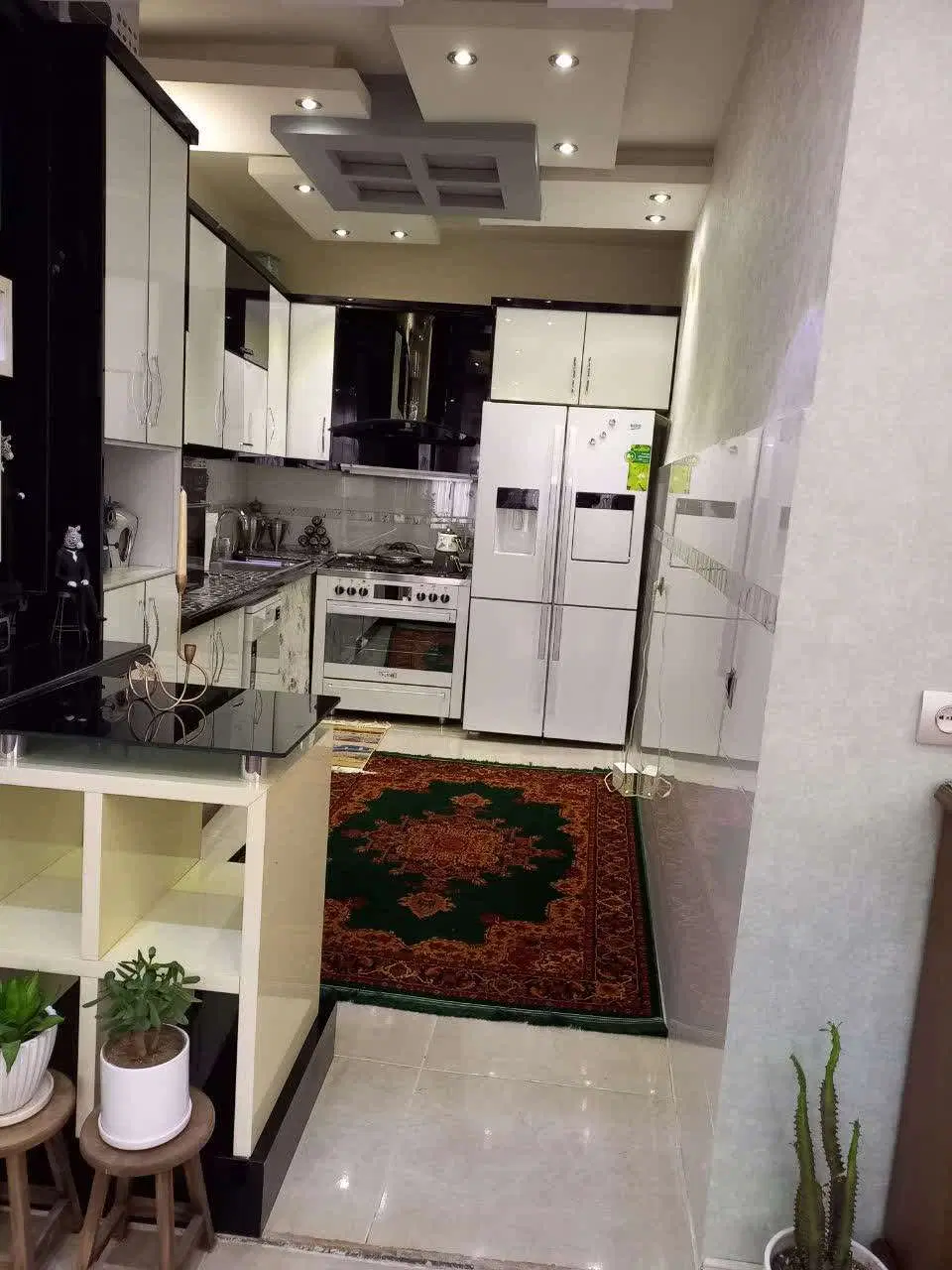 فروش منزل ویلایی دوطبقه بسیار شیک زیر قیمت