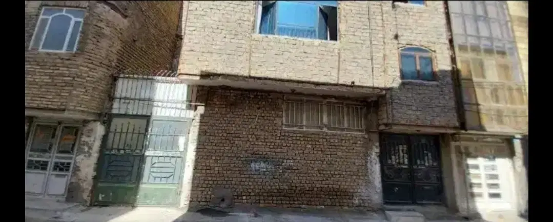 فروش طبقه همکف راه جدا رستمی ۴۴