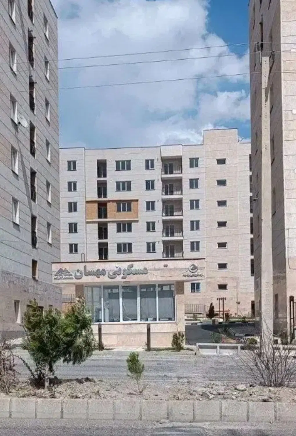 اجاره واحد ۹۸ متری مهسان فاز ۴ سهند