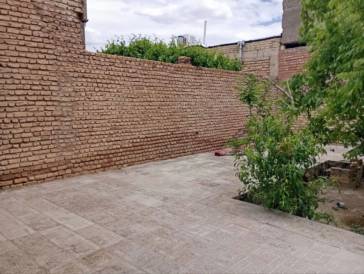 خانه اجاره ای همکف ویلایی
