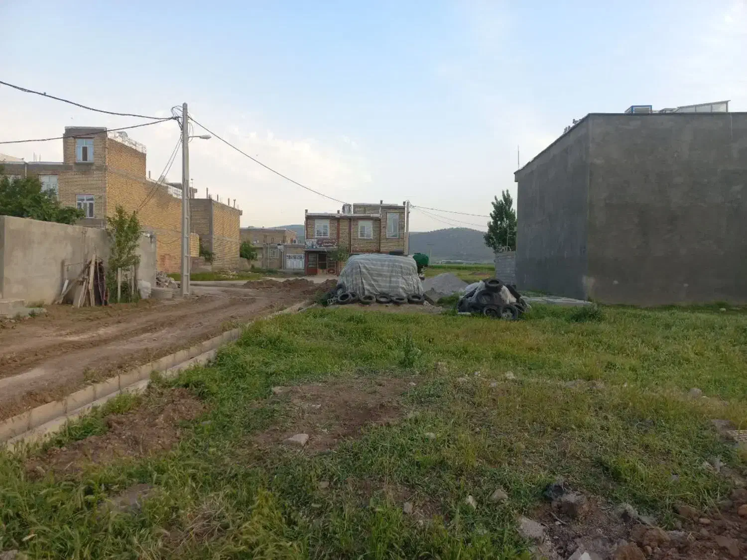 زمین فروشی امیرآباد