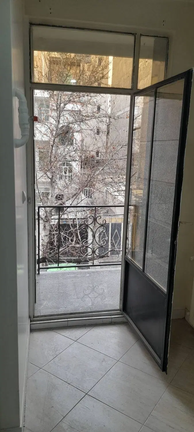 ۶۵ متری تکخواب