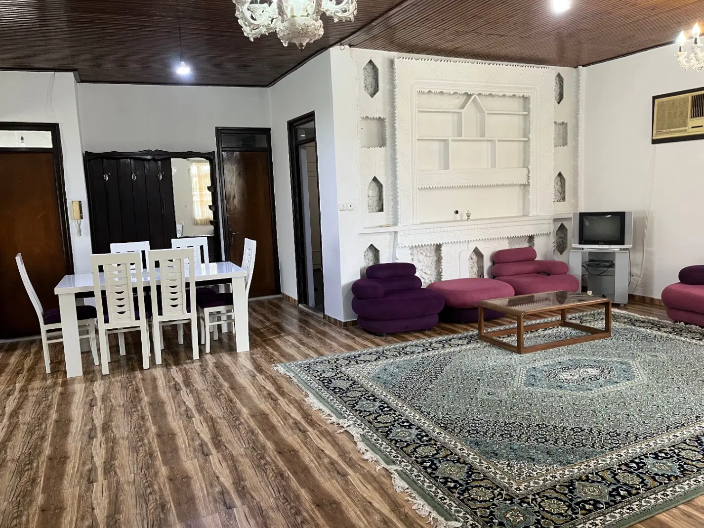 ویلای خانوادگی دربستی ساحلی دوخوابه