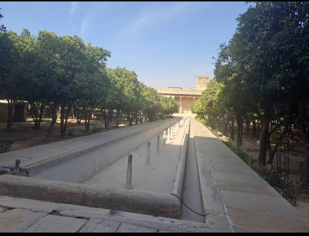 منزل دو طبقه مهرزاد