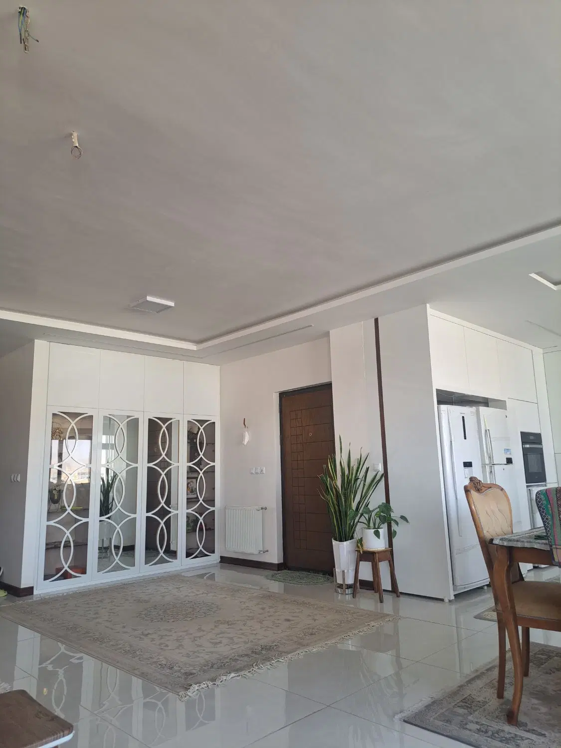 یک واحد آپارتمان ۳خواب مرکز شهر چهاراه فصیحی