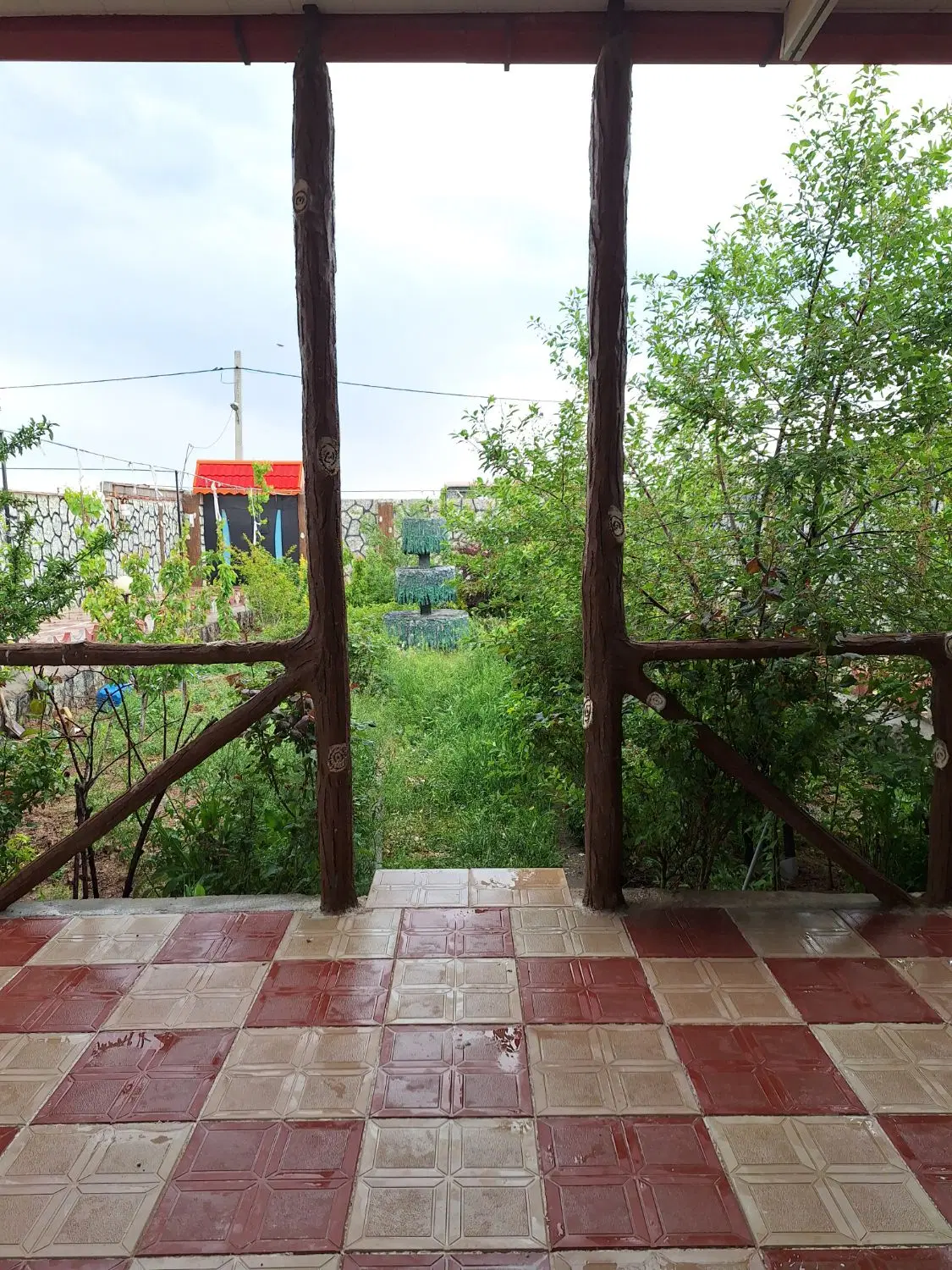 خانه باغ در ینگی کند