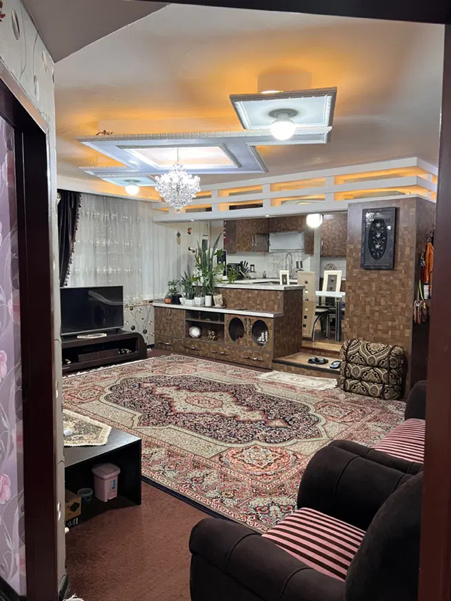 فروش آپارتمان ۹۰ متری شهرک مطهری