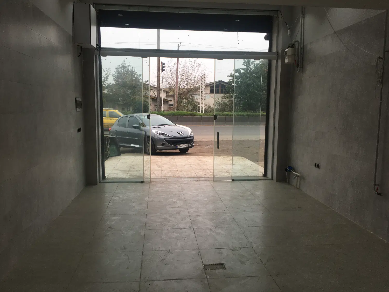 اجاره مغازه ۶۰ متری