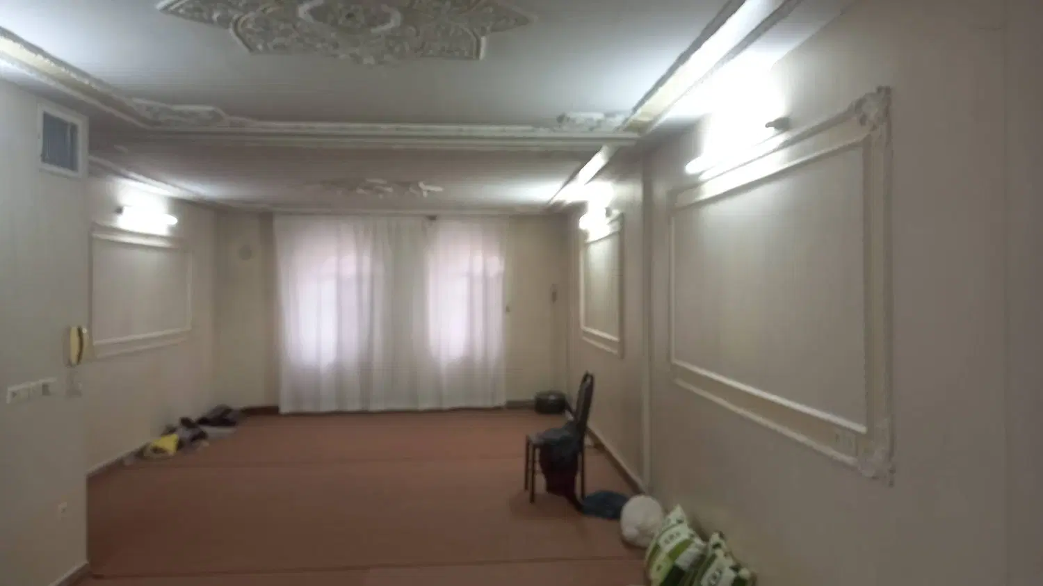 آپارتمان۹۲متری درشهریارتک واحدی با پارکینگ اختصاصی