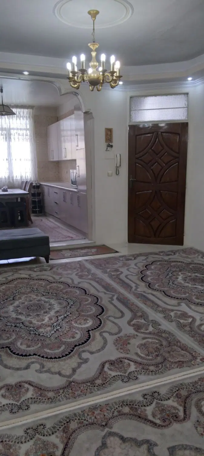 آپارتمان ۸۰ متری