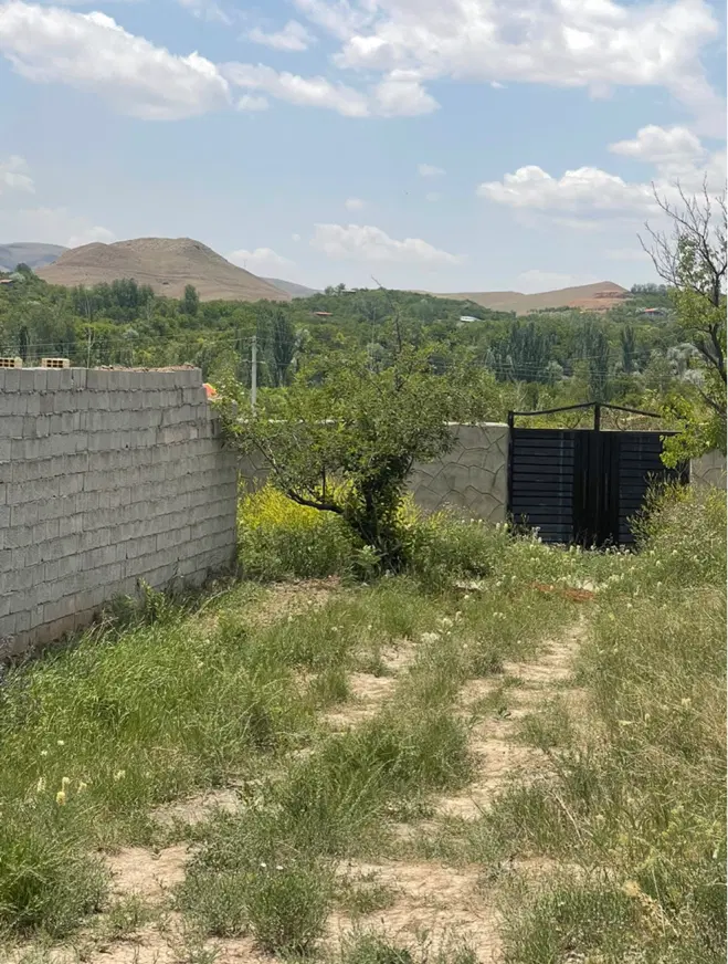 دوقطعه ویلای ۷۵۰ متری در نرسیده به روستای ایوند