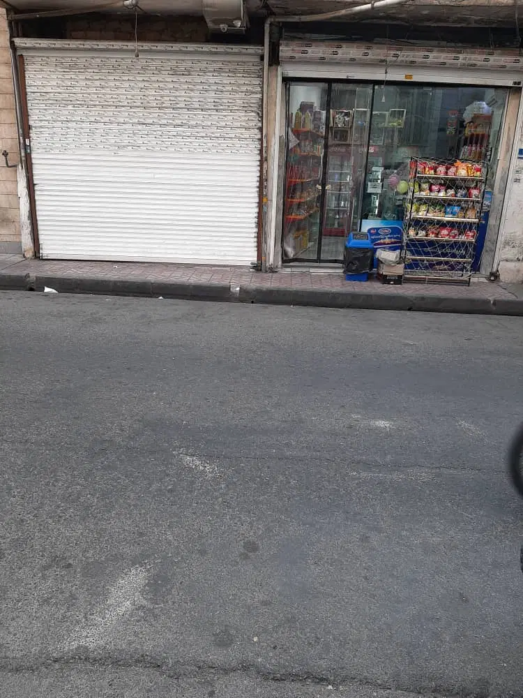 مغازه با برق ۳فاز و آب