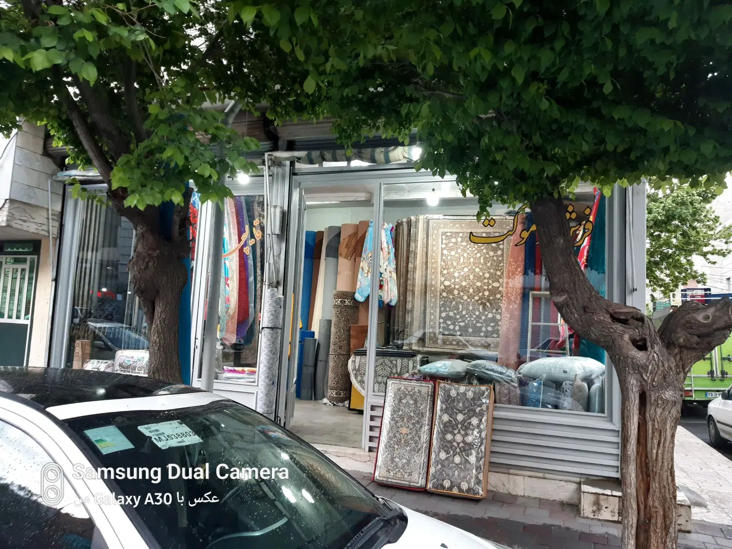 ملک تجاری مسکونی شیرودی دو نبش