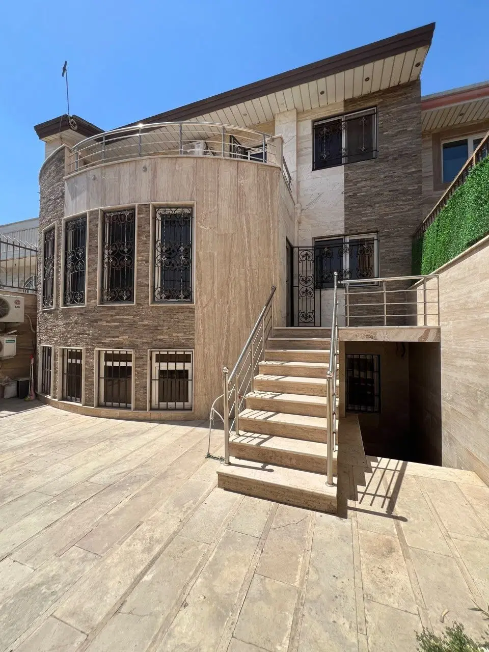 اجاره ویلای لوکس ۵۰۰ متری فاز ۳ دربست