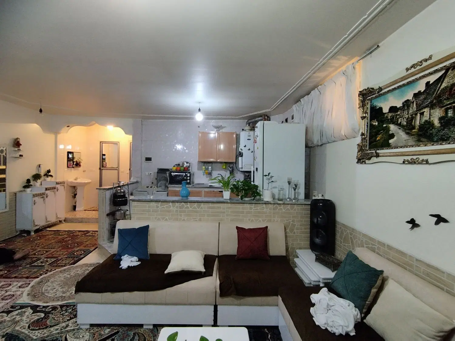 مغازه (تجاری -- مسکونی)
