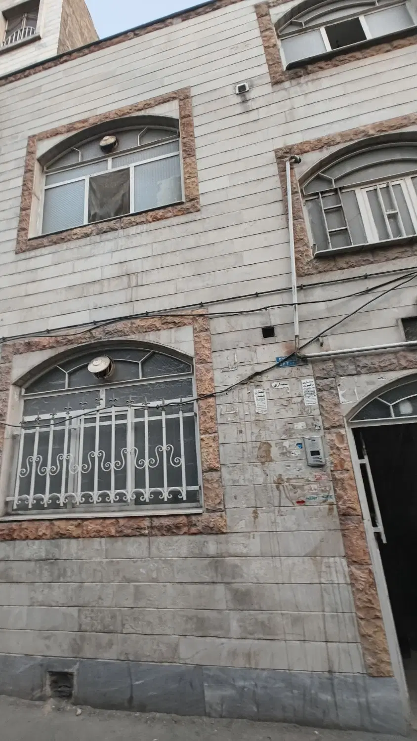 خانه کلنگی عارف جنوبی