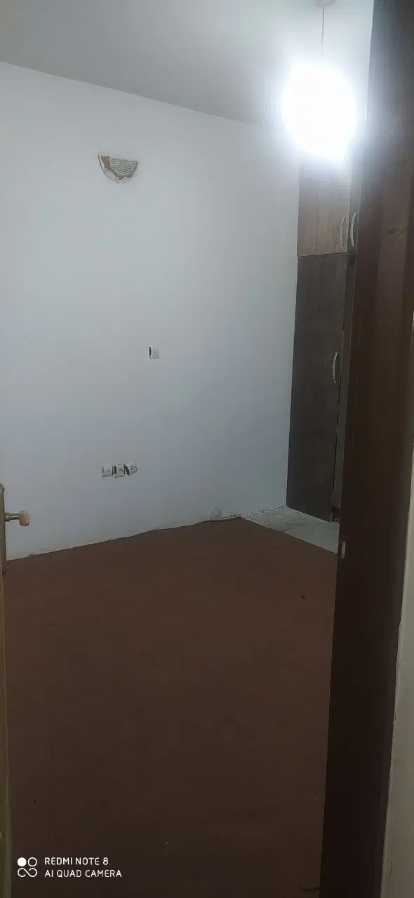 خانه کلنگی پول لازمم این قیمت گذاشتم