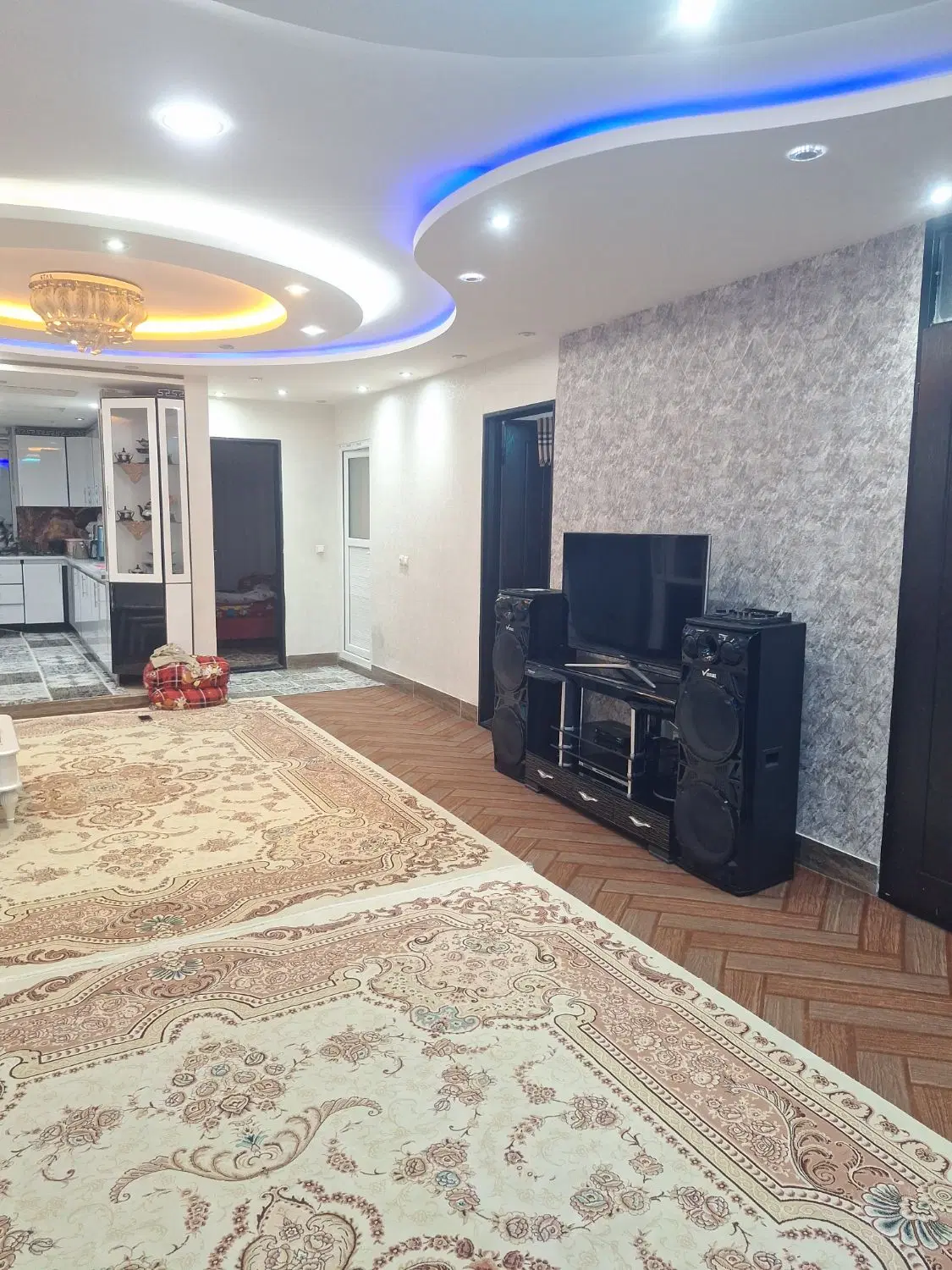 فروش یک واحد آپارتمان