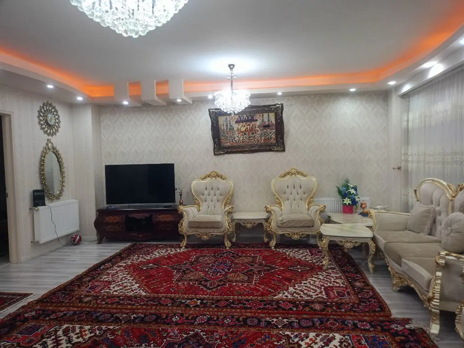 آپارتمان ۹۰متری با نصبیات کامل و بِرَند
