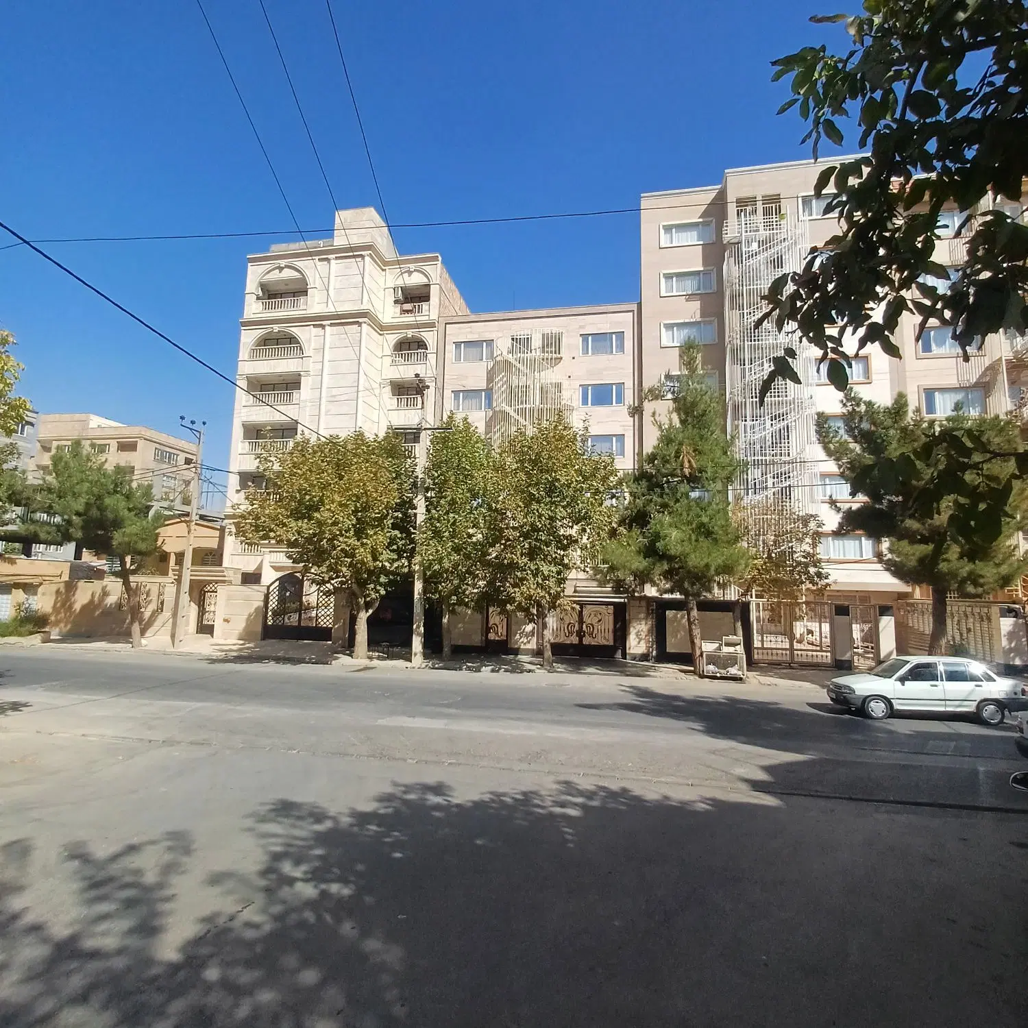 اجاره انباری یا پارکینک بهداری