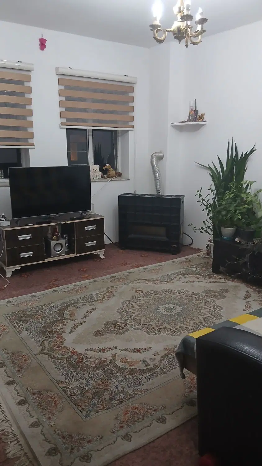 فروش یک واحد آپارتمان تمیز مهستان