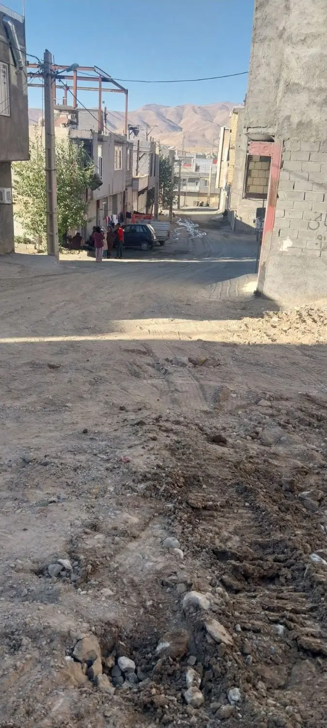 زمین۷۷متری نایسر