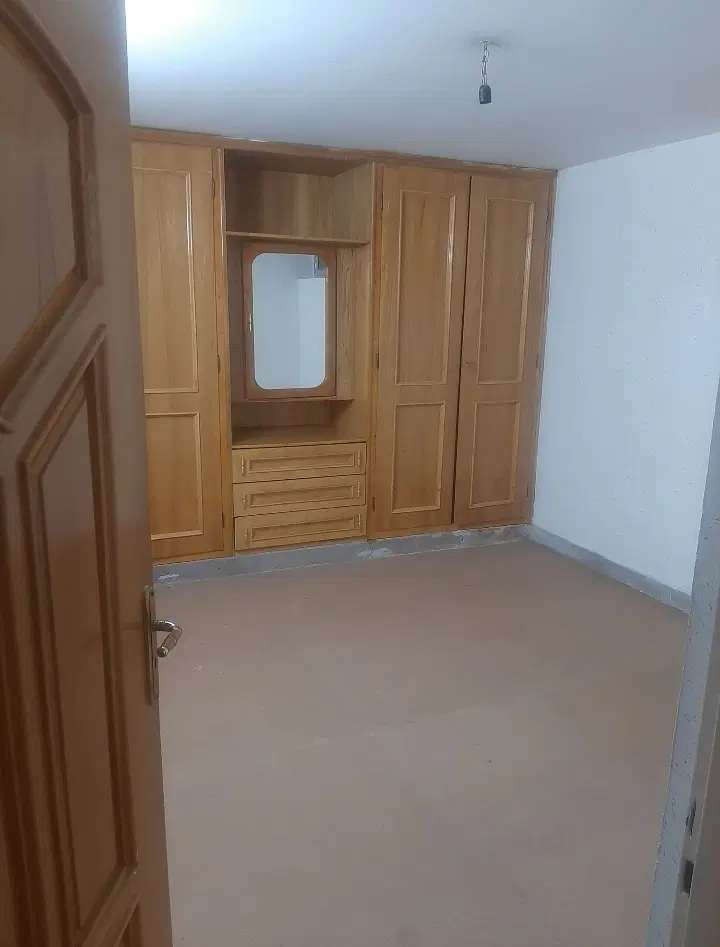 اجاره ۱۰۰متری تکخواب باغ غدیر