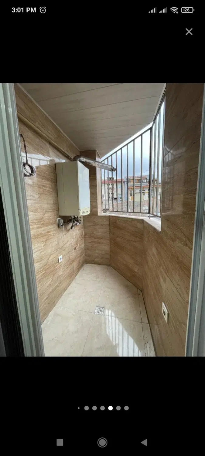 تک واحدی ، سندتکبرگ،آسانسور، تختی