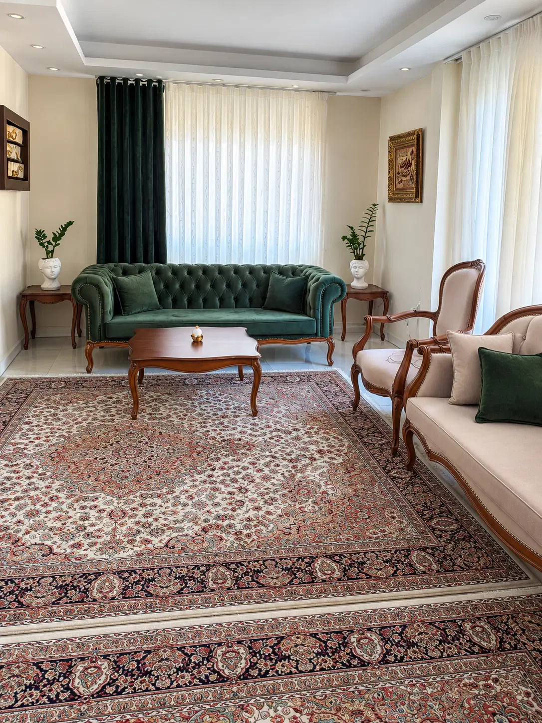 فروش واحد ۱۲۵ متری،سه خواب،پارکینگ اختصاصی