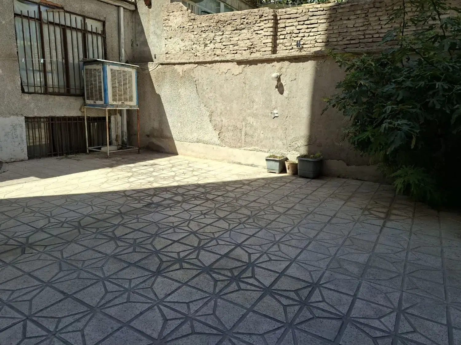 فروش ملک ویلایی ( سند رسمی ملکی )