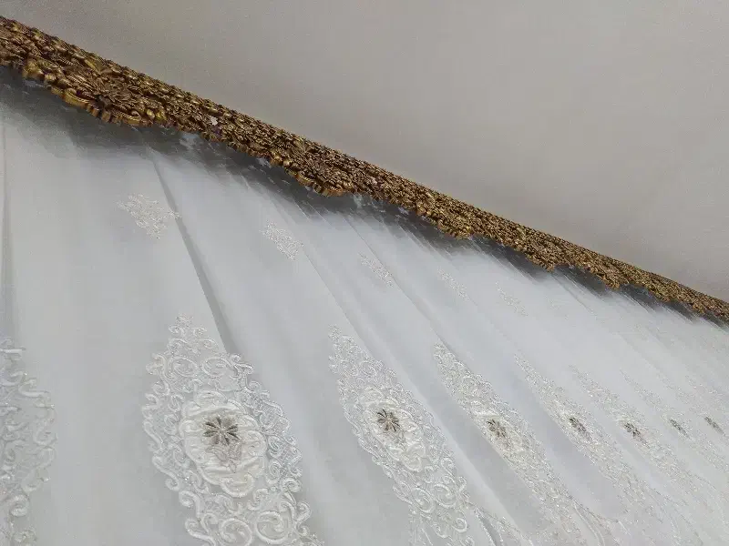حیاط کلنگی