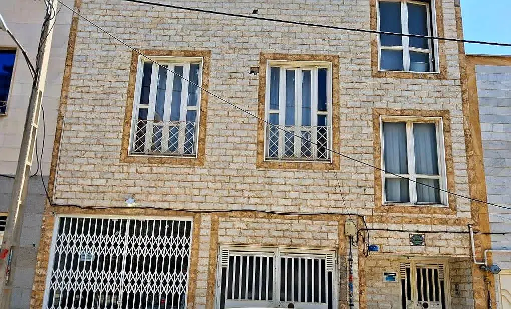 رهن منزل دربست دوخوابه با حیاط(شهرک اصلاح بذر)