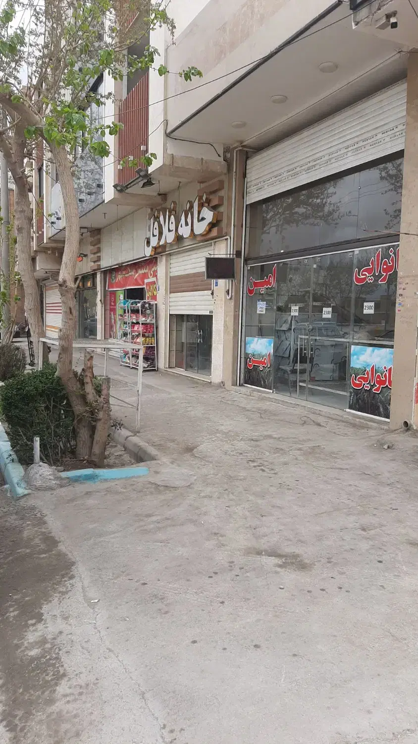 اجاره مغازه ۴۰ متری با امکانات کامل
