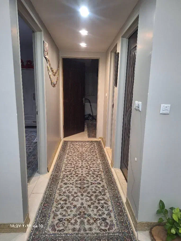 فروش یک واحد آپارتمان ۸۶متری فاز۳بهارستان