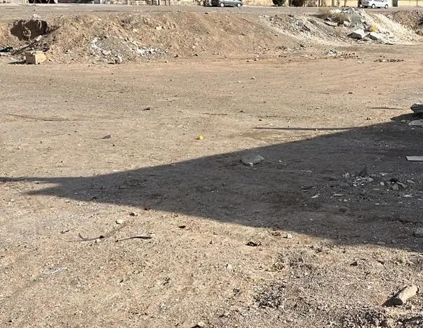 حاشیه جاده اکبریه