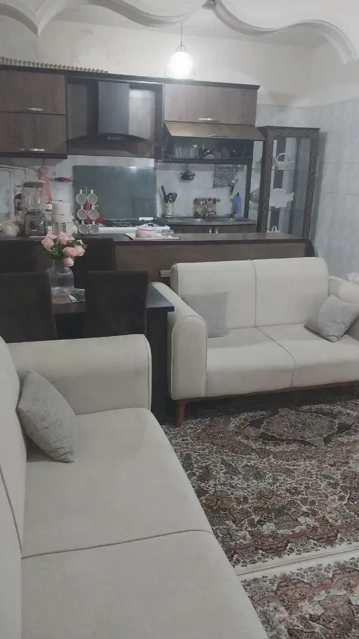 رهن واجاره ۵۰ متری اندیشه