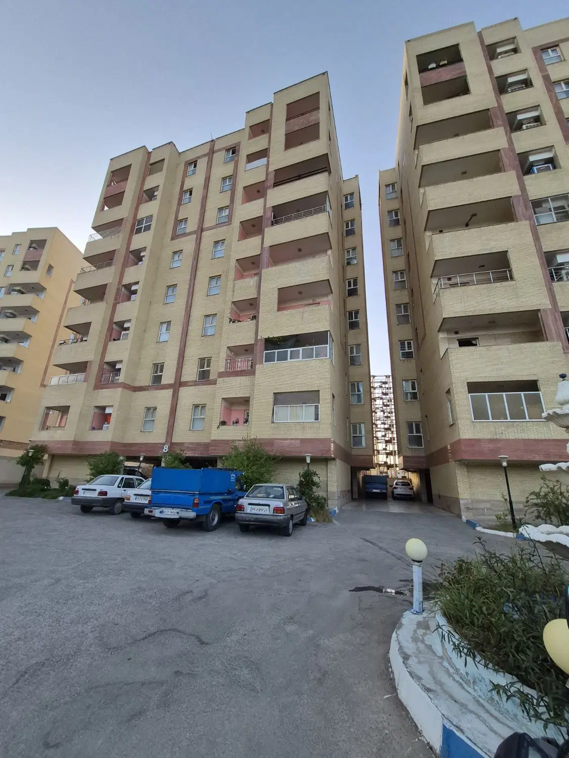آپارتمان ۱۰۰ متری شیک ،