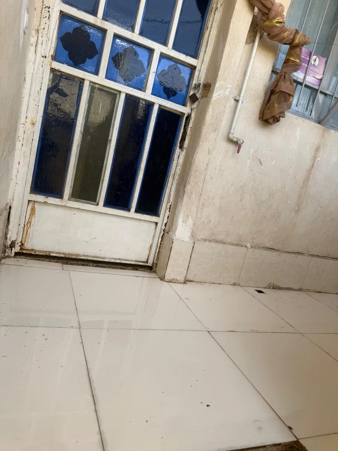 منزل طبقه دوم دو خوابه