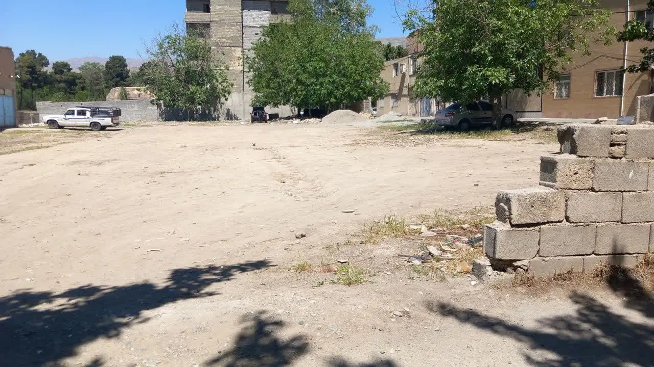 زمین سند دار تک برگ سرحد آباد