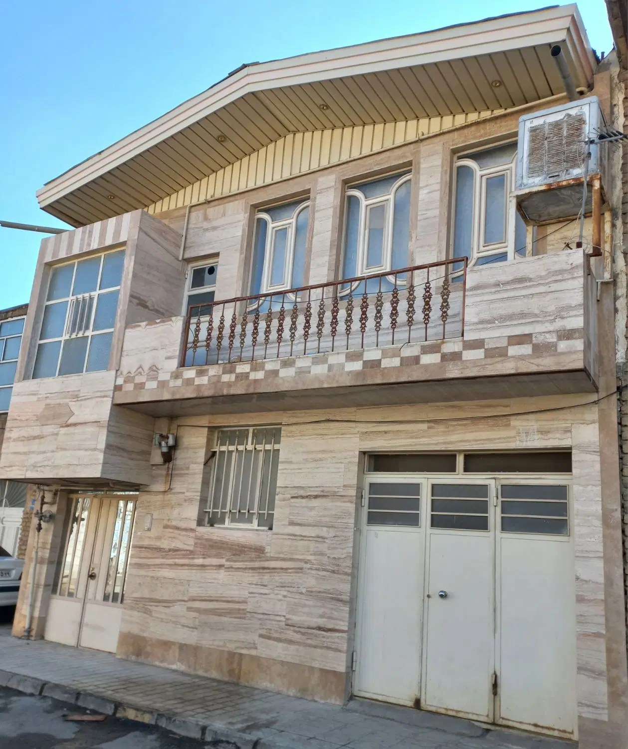 اجاره طبقه دوم ۱۲۰متربلوار شهید قلیوند