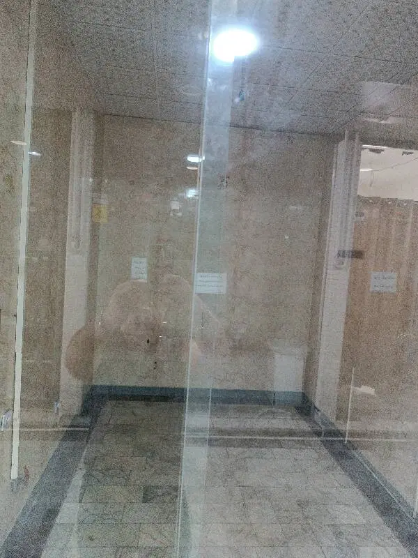 ۱۲ متر مغازه داخل پاساژ ۲۰ متری روبروی آزادگان