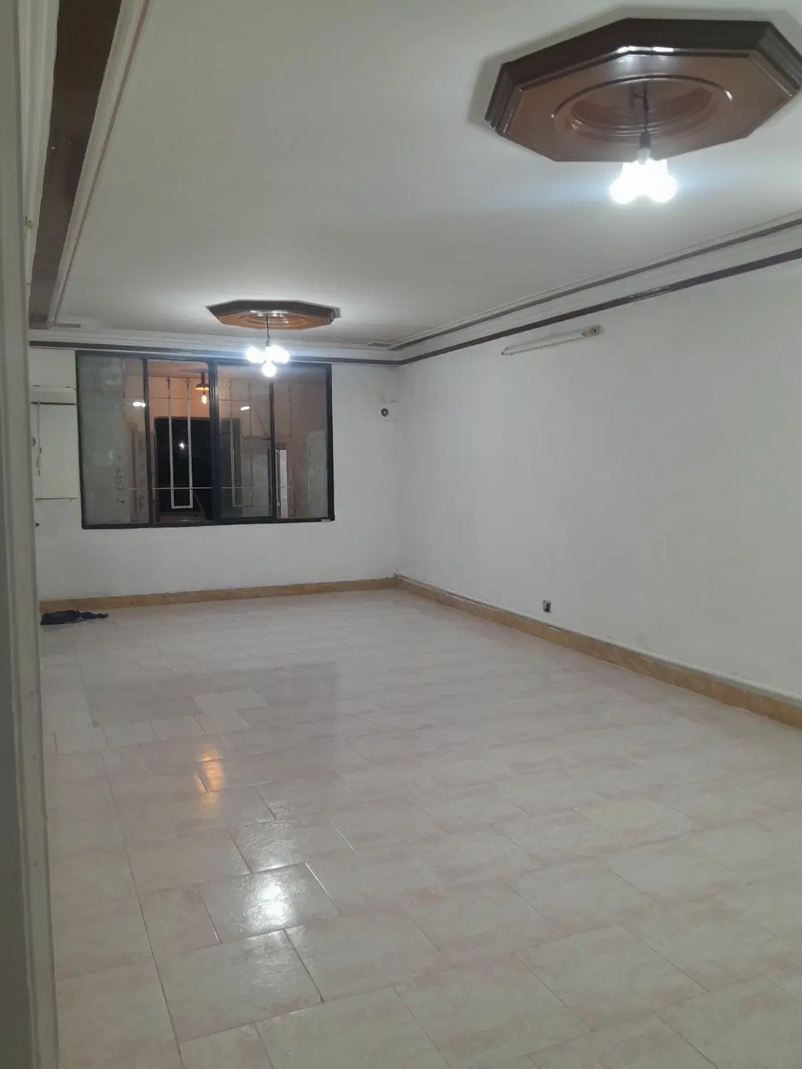 منزل ۱۰۶ متری در پیک