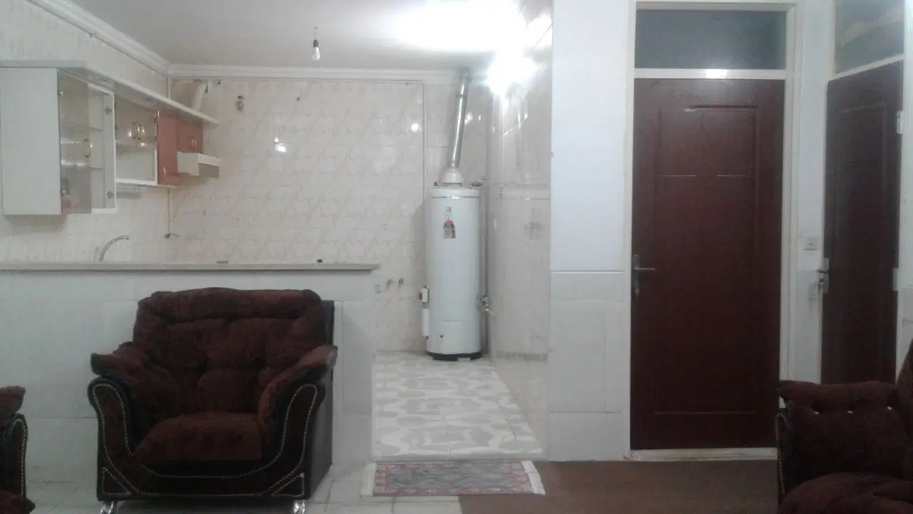 اجاره زیرزمین میدان امام حسین