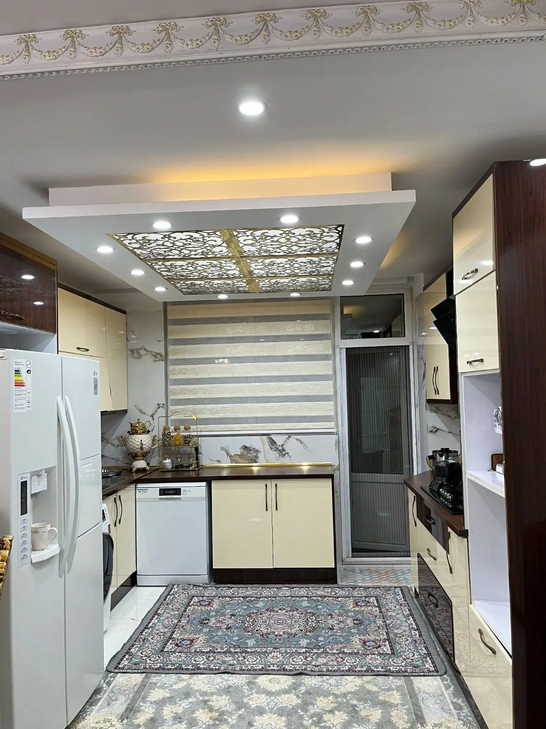 آپارتمان صد متری دو خوابه خوش نقشه