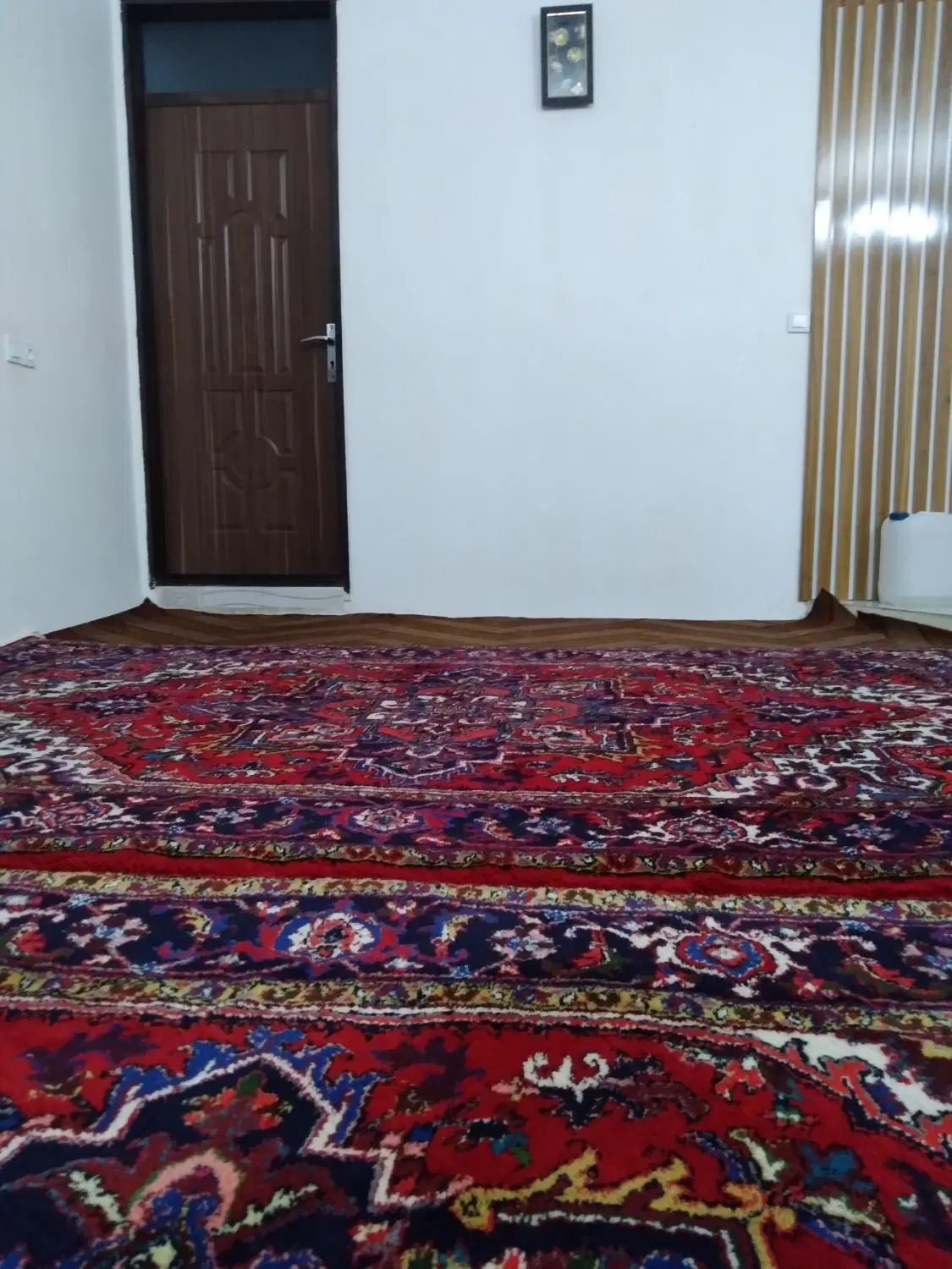 واحد ۸۵ متری طبقه اول امتیار کامل