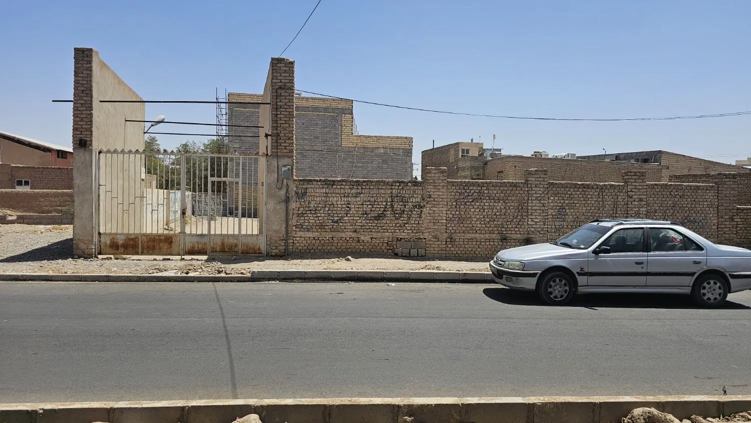فروش زمین تجاری و مسکونی مهریز