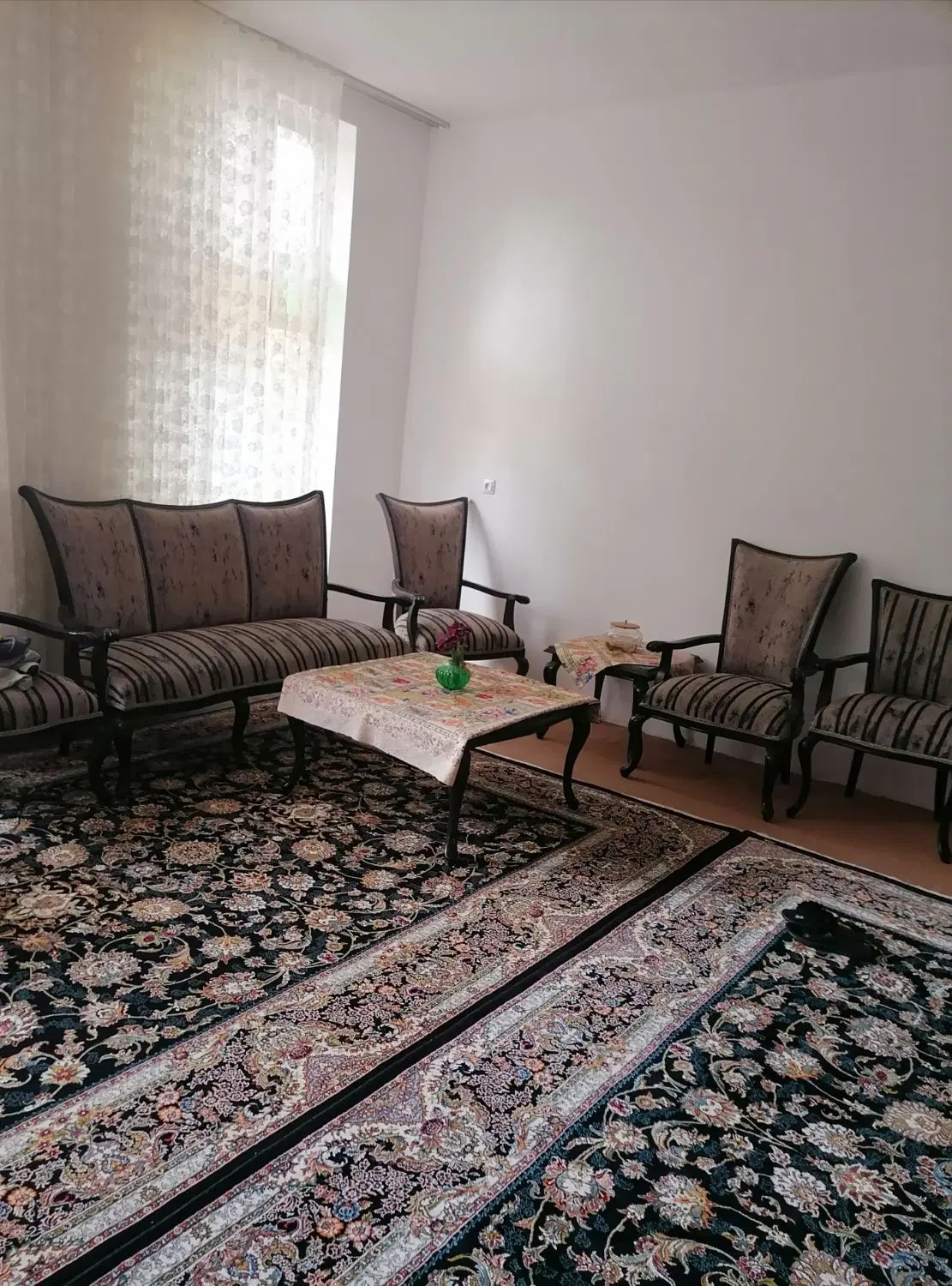 ویلایی 250متری بلوار طاق بستان