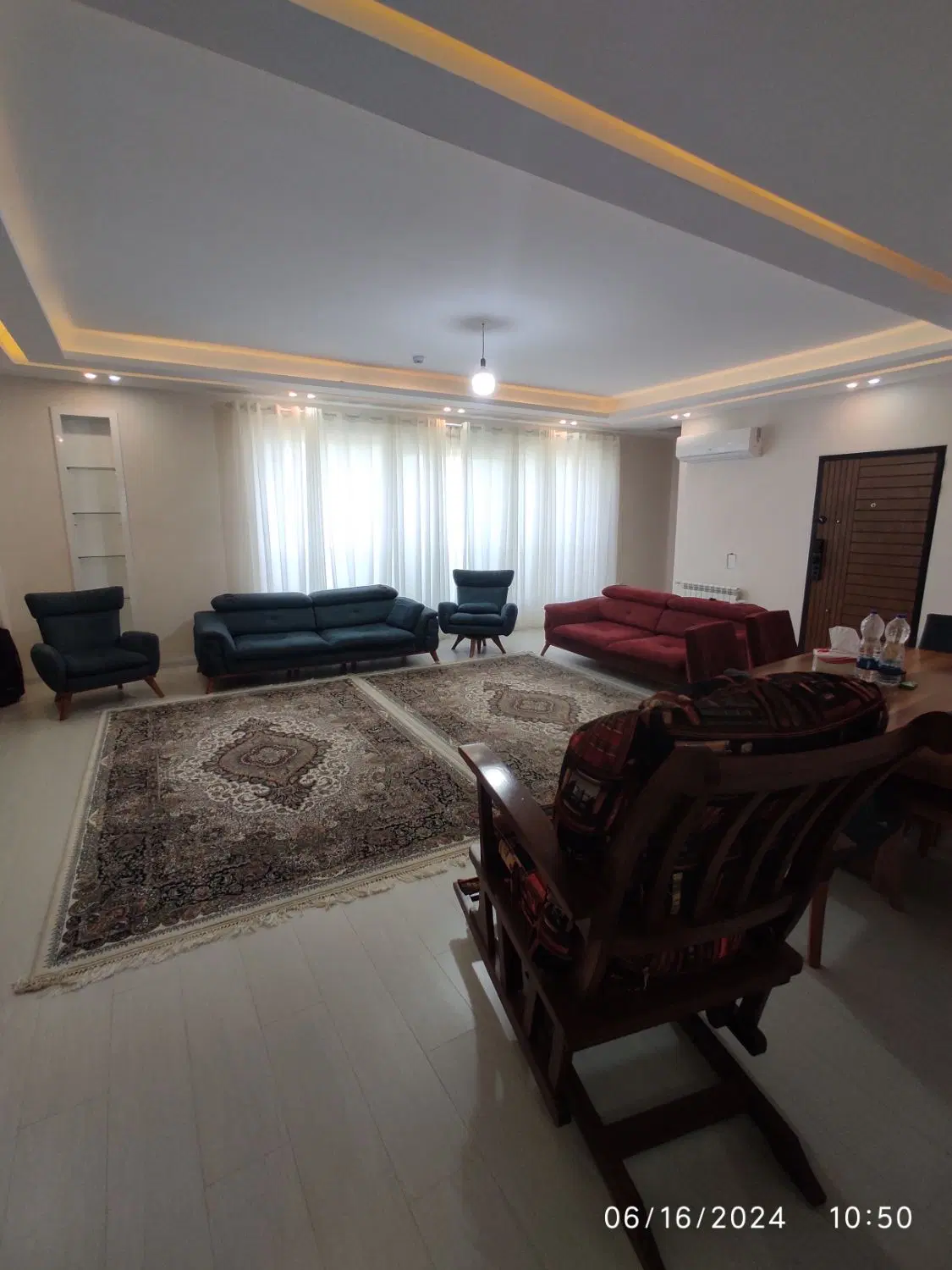 فروش سه خواب تک واحدی گلسار بلوار گیلان