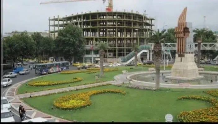 مغازه پاساژ گلستان میدان کاخ فروشی