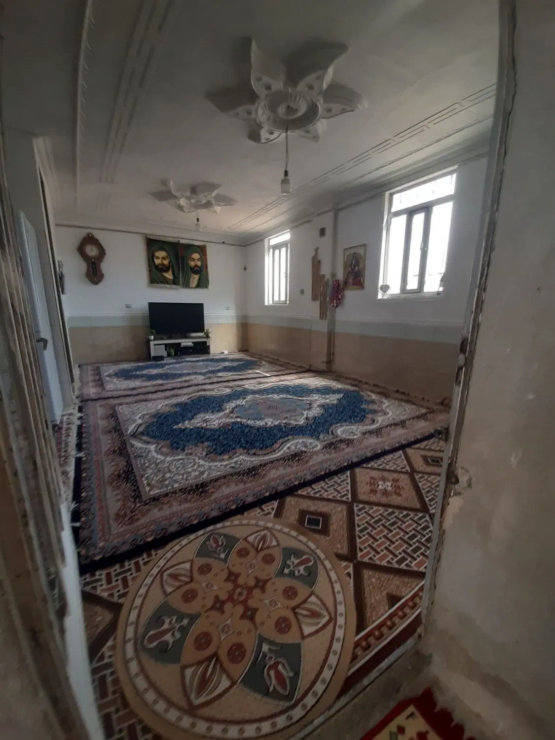 خانه۹۰متری دوکله بر کهریز کوچه عارف کوچه ذوله ایها